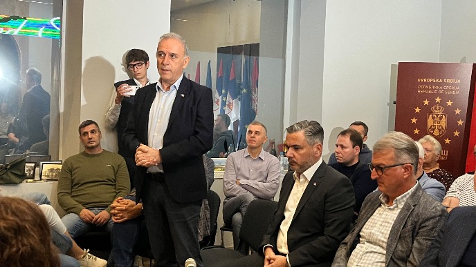 Ucenjena vlast